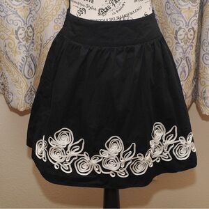 Wrapper Black Cotton A-line Knee-length Skirt With White Ribbon Appliqué- Sz XS